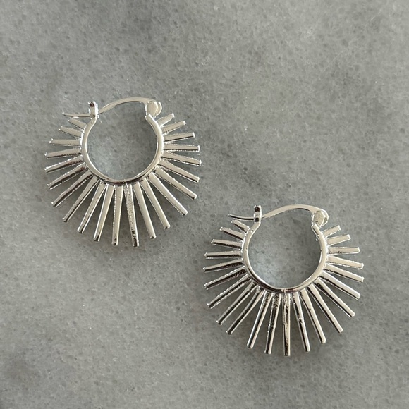 COPY - Silver Star Burst Hoop Spike Earrings 

Brand New - Picture 1 of 3